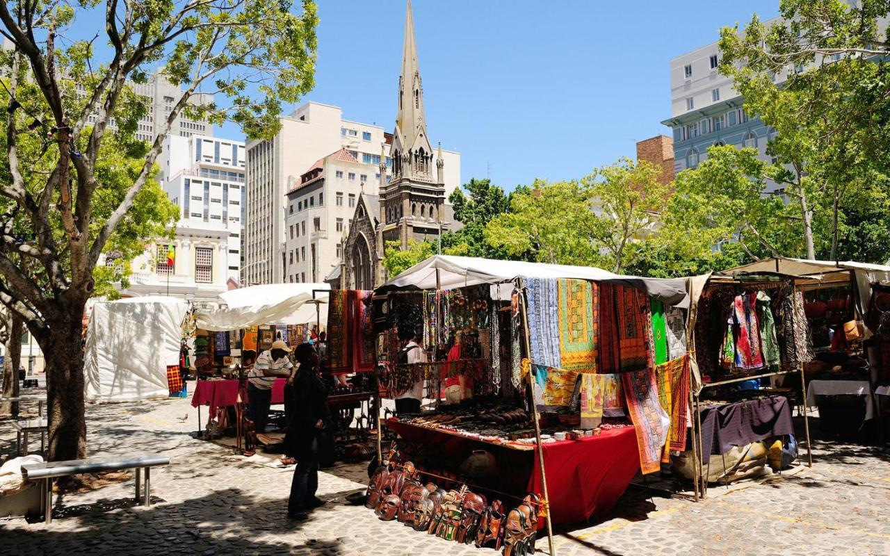 At Greenmarket Place ケープタウン エクステリア 写真